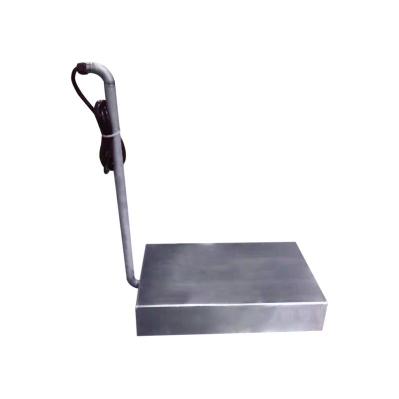 超声波封口机顶部视角，不锈钢材质机身，中央圆形工作台面，周围分布各种控制按钮和指示灯，整体工艺精良